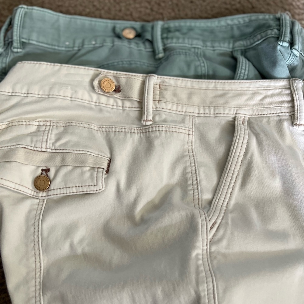 White House Black House Cropped Cargo /Buy 1 pair for $8 or 2 pair for $10.00